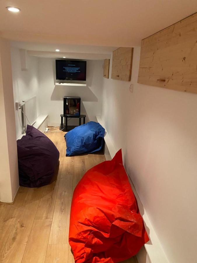 Central Stratford Cozy Double Room London Exterior photo