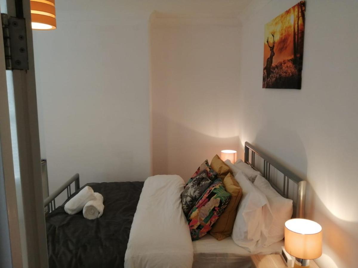Central Stratford Cozy Double Room London Exterior photo