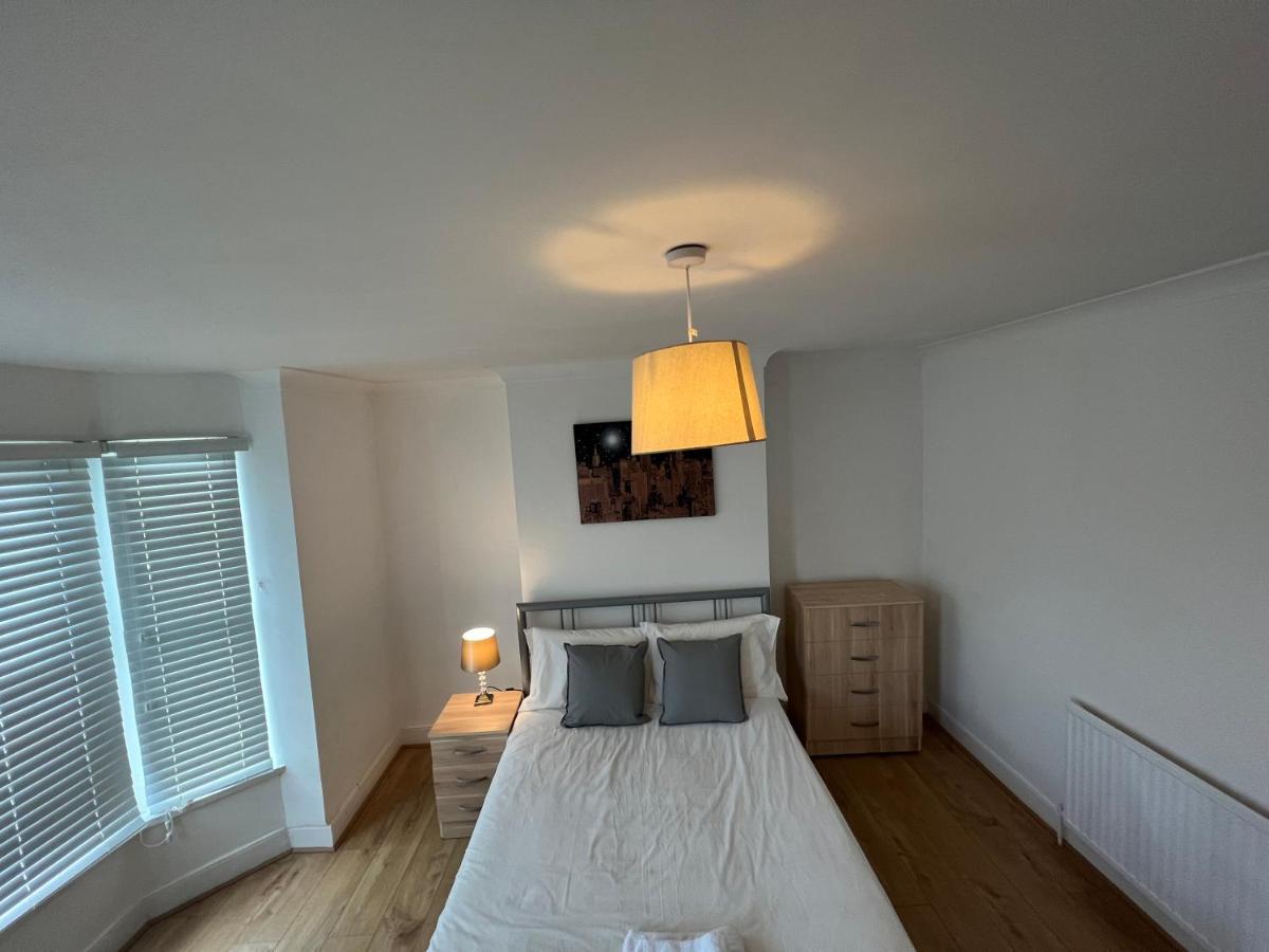 Central Stratford Cozy Double Room London Exterior photo