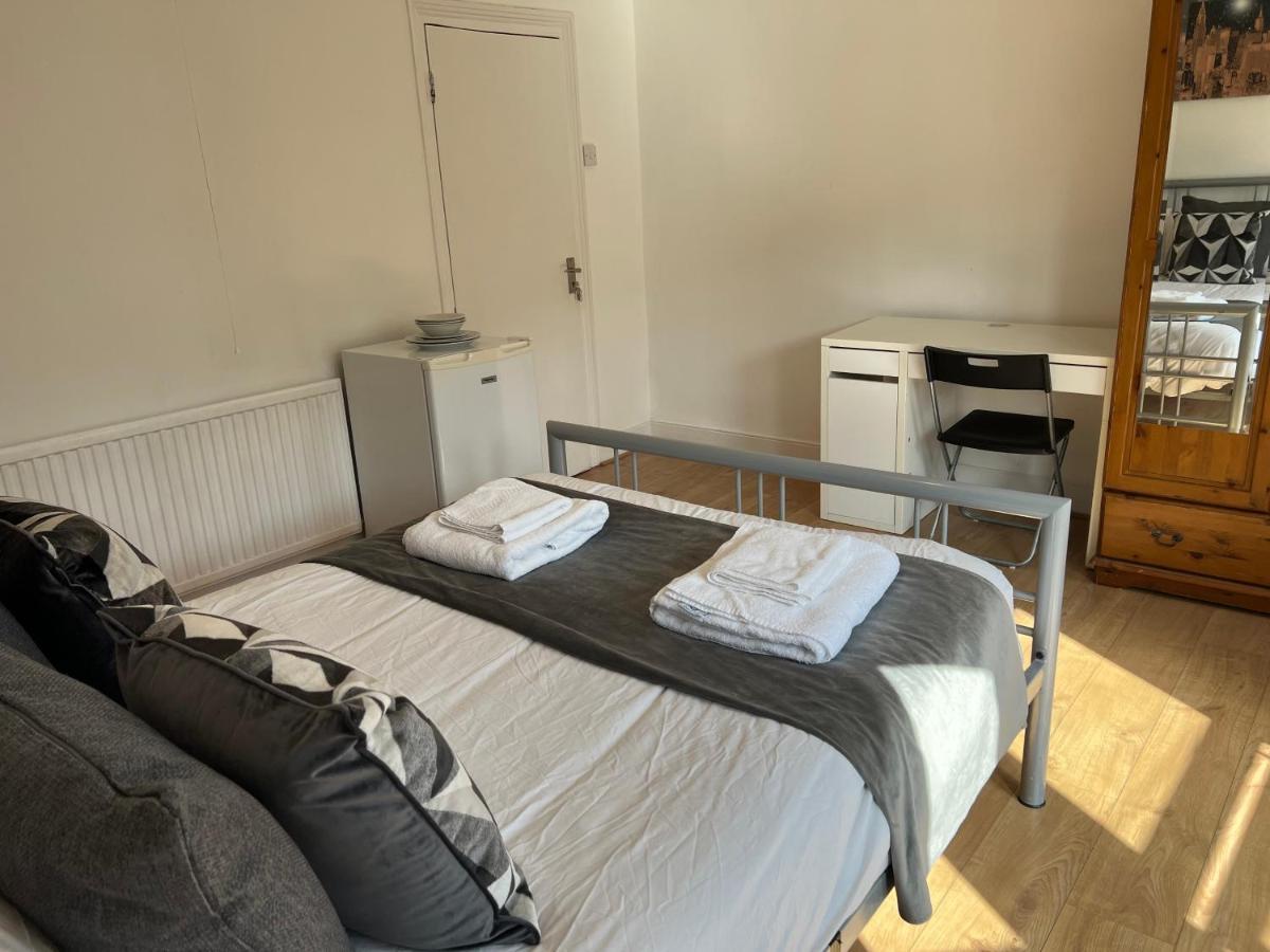 Central Stratford Cozy Double Room London Exterior photo