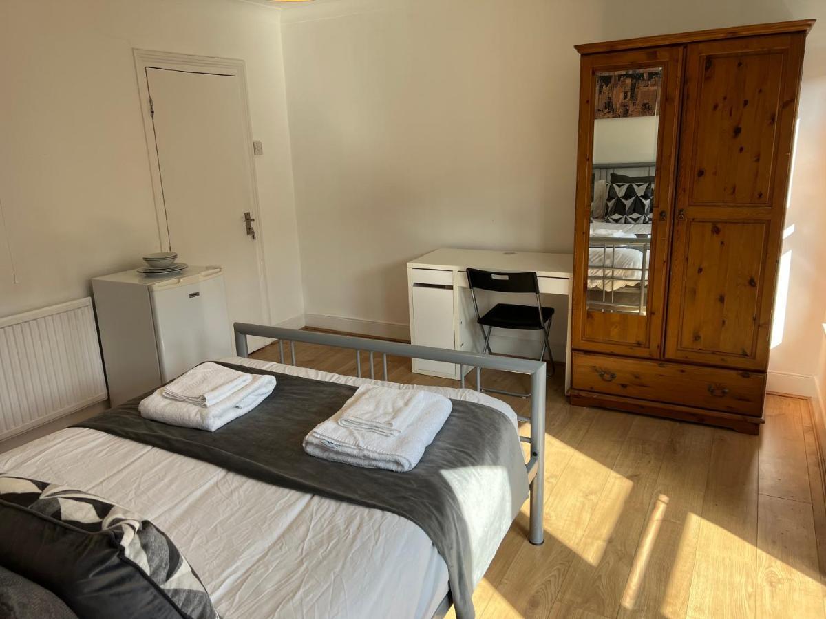 Central Stratford Cozy Double Room London Exterior photo